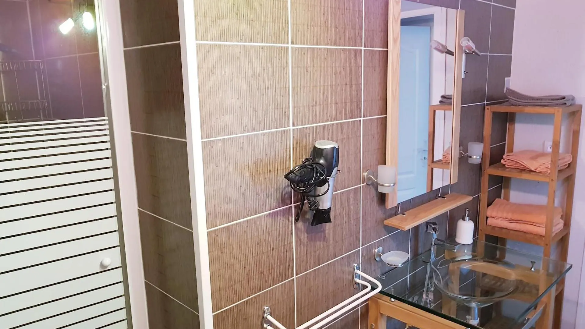 Gîte Champagne Tarascon-sur-Ariège Appartement